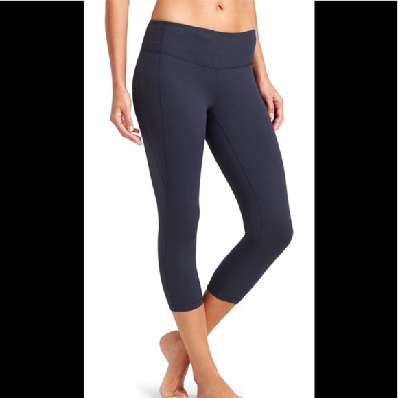 Athleta Revelation Capri Leggings - Picture 5 of 5